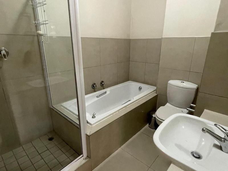 2 Bedroom Property for Sale in Tyger Valley Western Cape